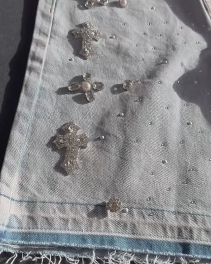 VANDAL CROSS SHORTS